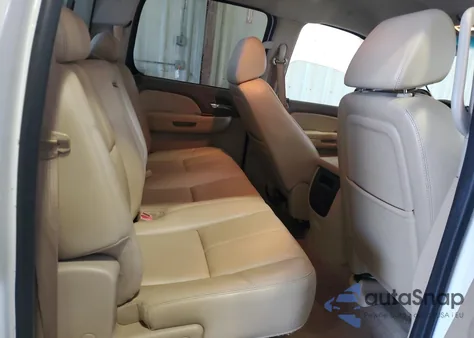 2009 GMC Sierra K1500 Slt z USA, uszkodzony, nr VIN 3GTEK33M49G278635